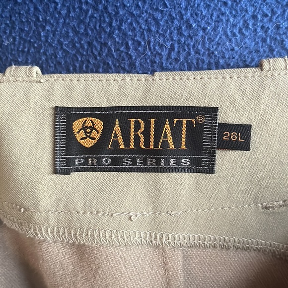 Ariat pro series Pro Circuit breeches. Like new - Picture 8 of 9